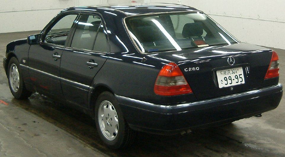  Mercedes Benz C-class (1993-2000) :  8